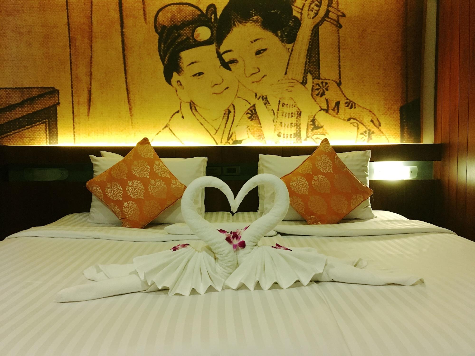 Lap Roi Karon Beachfront By Shanaya Bagian luar foto