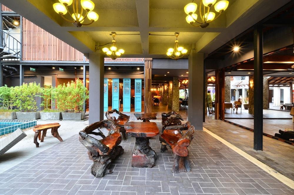Lap Roi Karon Beachfront By Shanaya Bagian luar foto