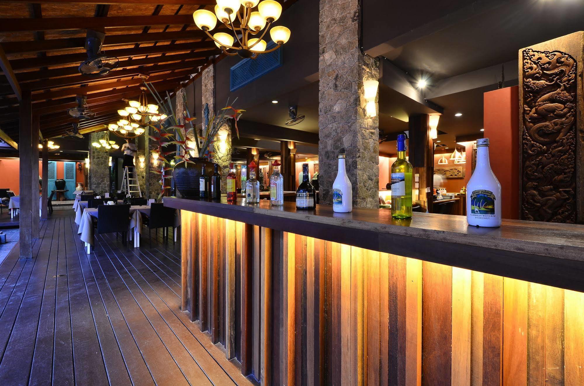 Lap Roi Karon Beachfront By Shanaya Bagian luar foto