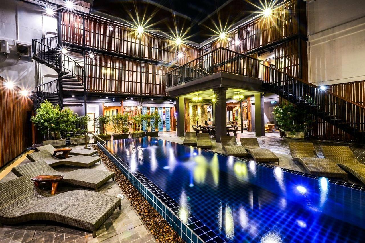 Lap Roi Karon Beachfront By Shanaya Bagian luar foto